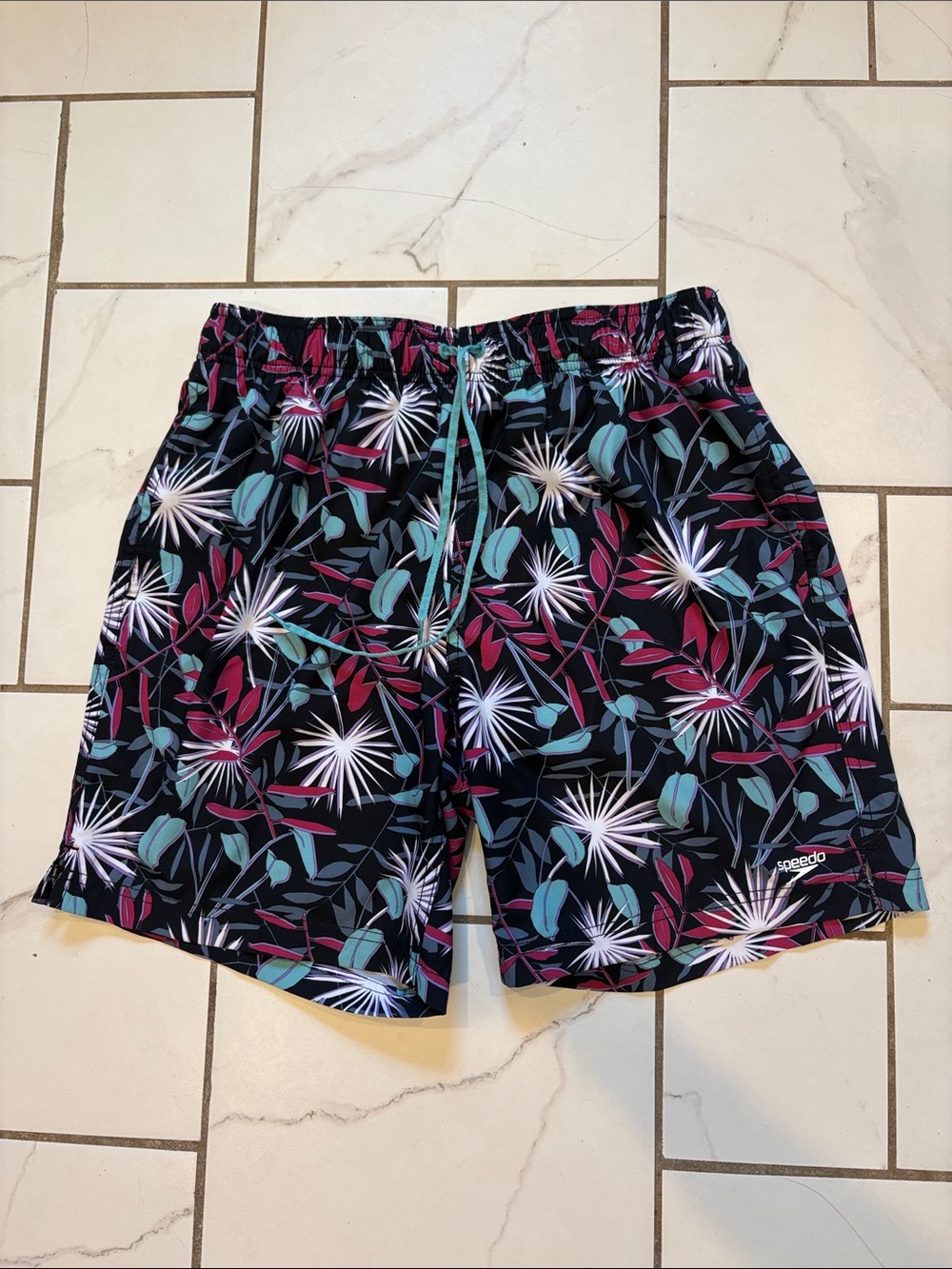 Speedo Men’s Black Floral Swim Shorts with Teal & Magenta Accents - EUC, Sz M
